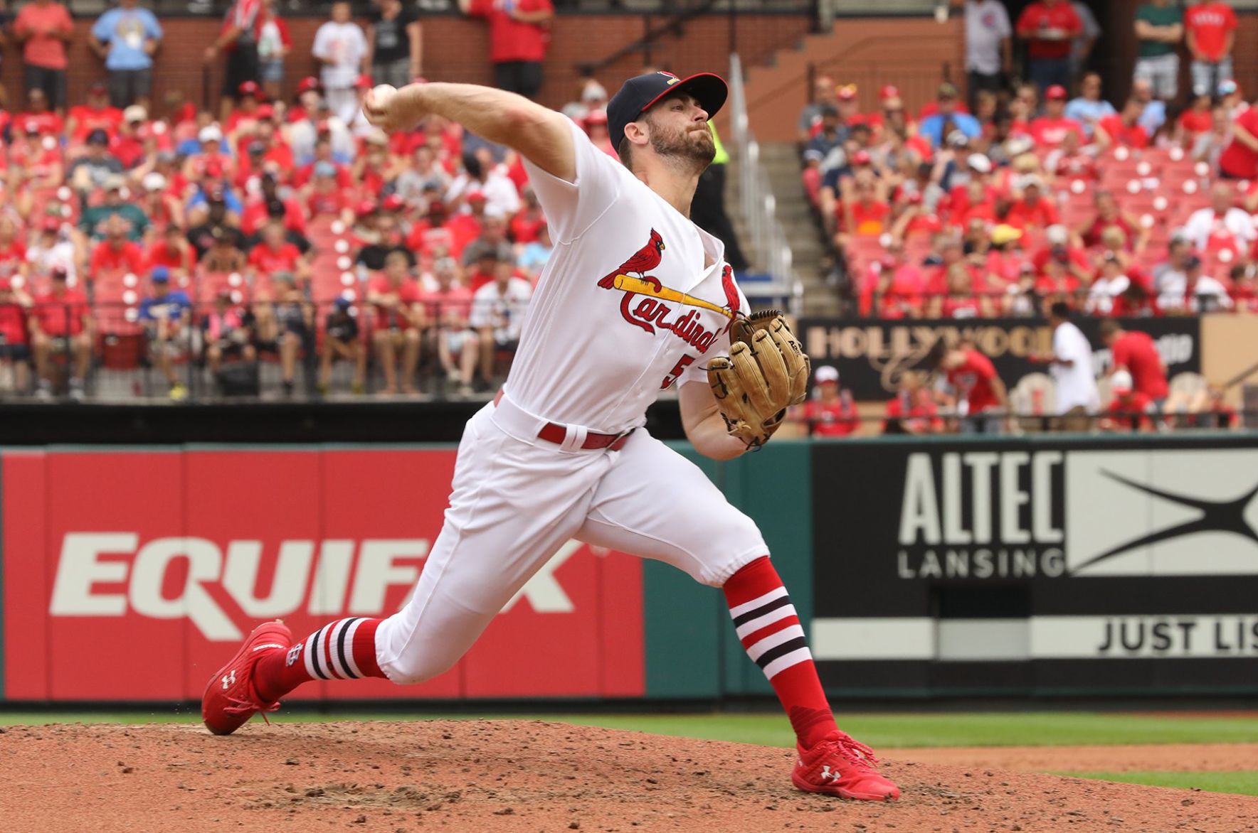 Close doesn't count as Cards lose to Brewers 2-1
